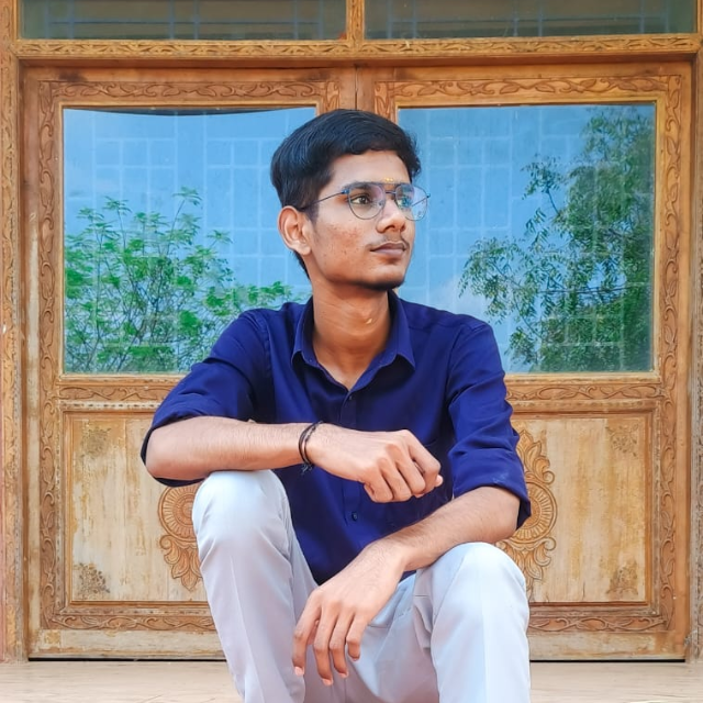 Selva - Video Editor & Graphic Designer